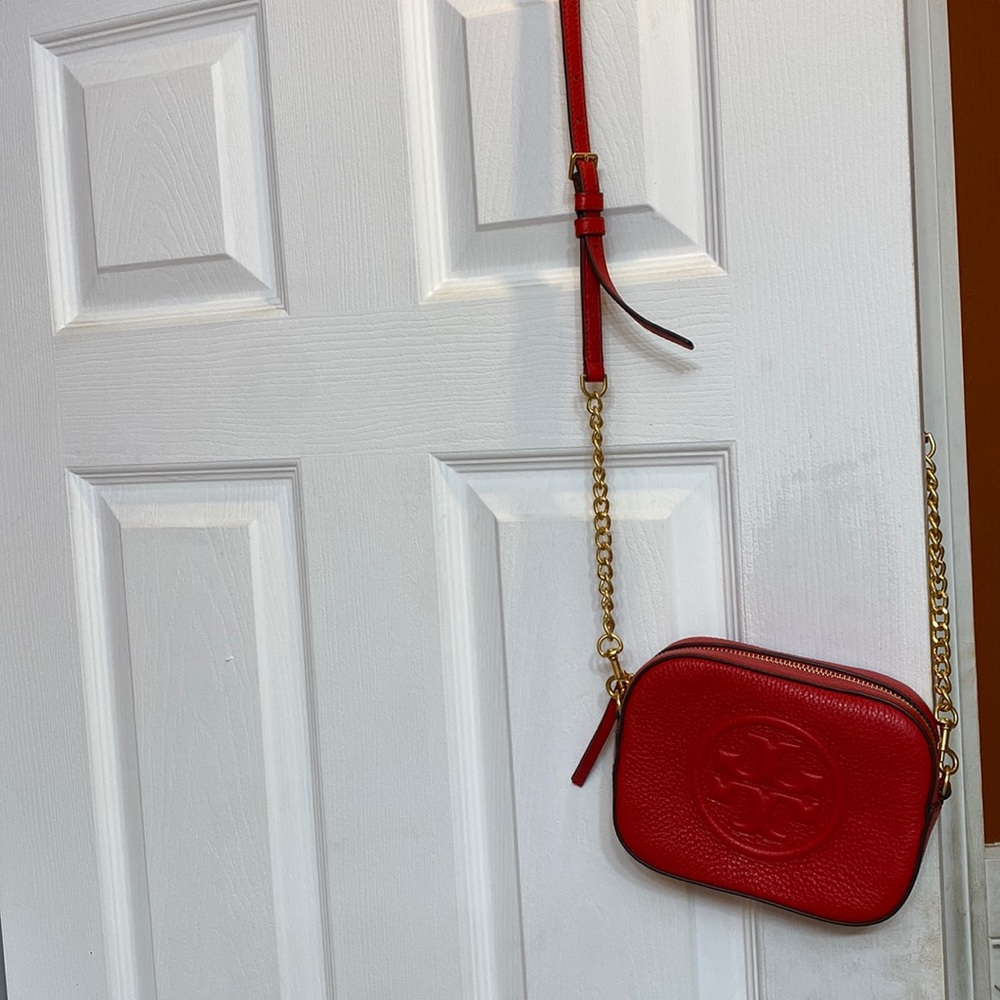 Tory Burch, Red, Mini, Shoulder Bag, Leather, Very Good Condition.